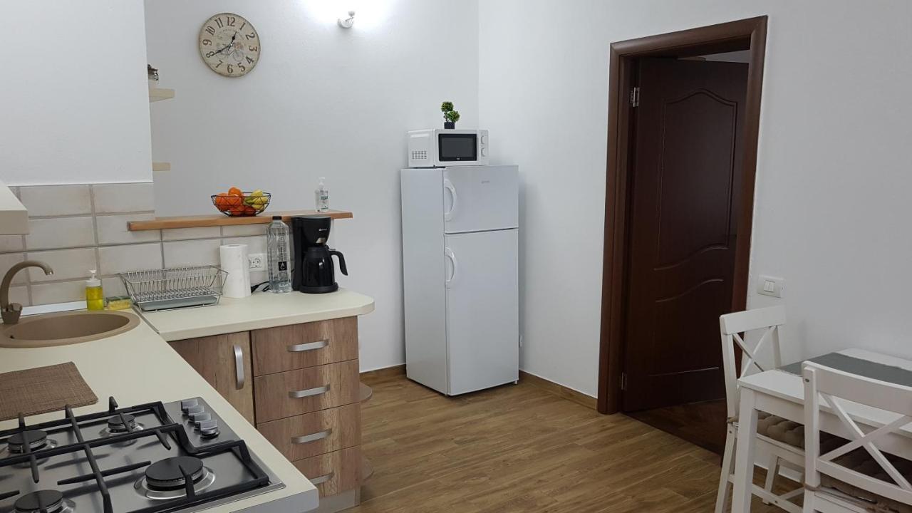 Appartamento Madalina Braşov Esterno foto