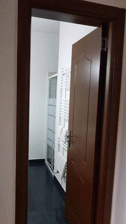 Appartamento Madalina Braşov Esterno foto